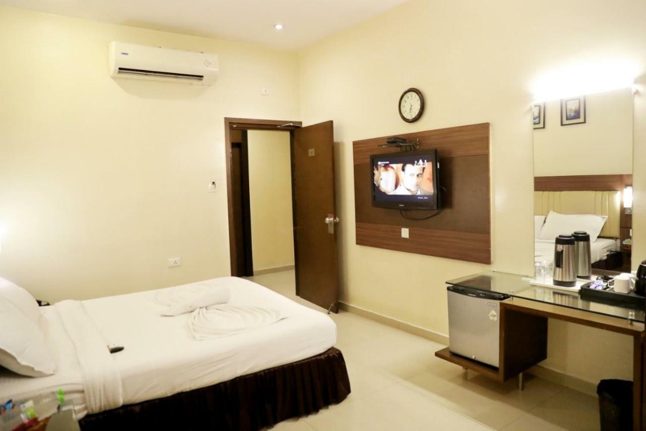 Hotel Swagath Grand Nagole Hyderabad Eksteriør billede